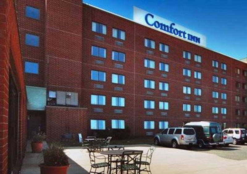 Quality Hotel Essington Exterior foto